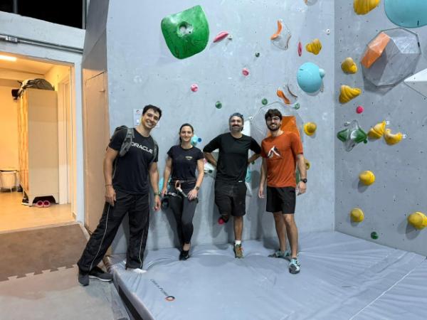 Gui, Emi, Marcos e Ric na Casa de Pedra Moema
